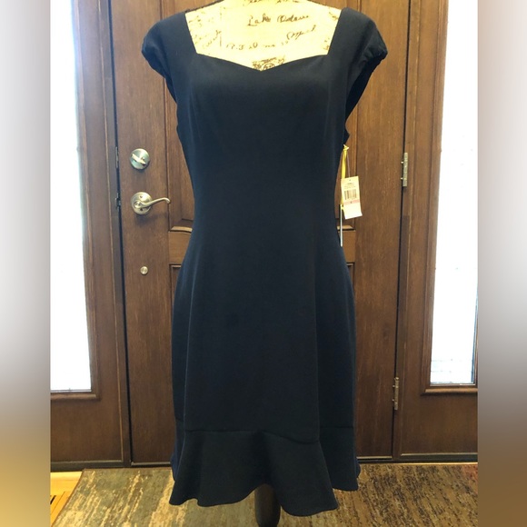 CeCe Meadow Monet Caviar (Navy) Dress - Size 6 NWT - Picture 1 of 9